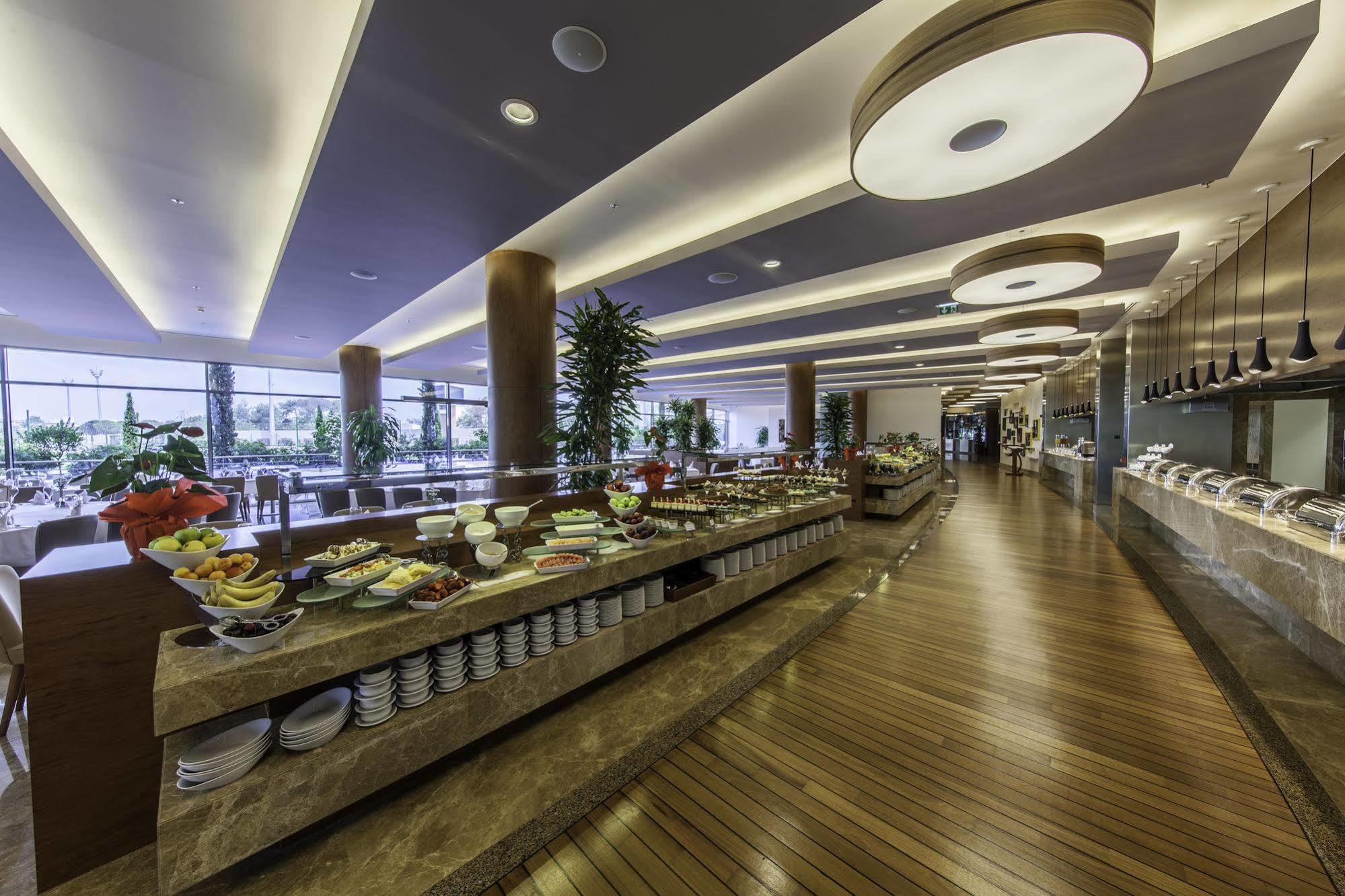 贝莱克 Gloria Sports Arena酒店 外观 照片